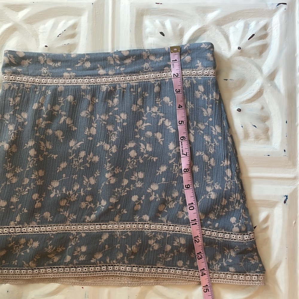FREE! w/purchase Whitebloom & Cactus Boho Floral mini skirt | Blue & Pale Pink - Picture 5 of 6